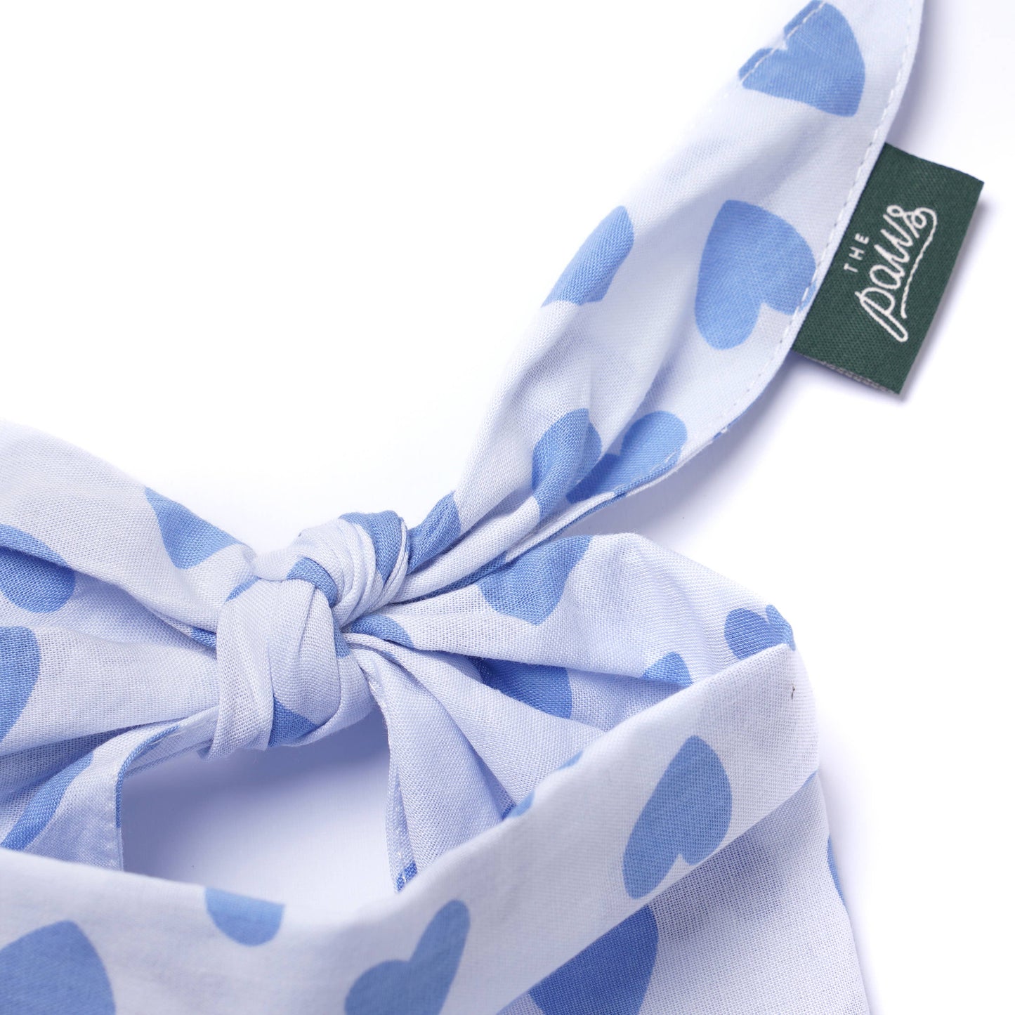 hondenbandana met blauwe hartjes