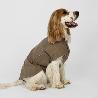 Staey - Taja hondenregenjas | taupe – Kleding van Staey | Hondenboetiek (afbeelding 3)