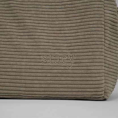 Staey - Vilda draagtas | taupe ribfluweel – Tas van Staey | Hondenboetiek (afbeelding 5)