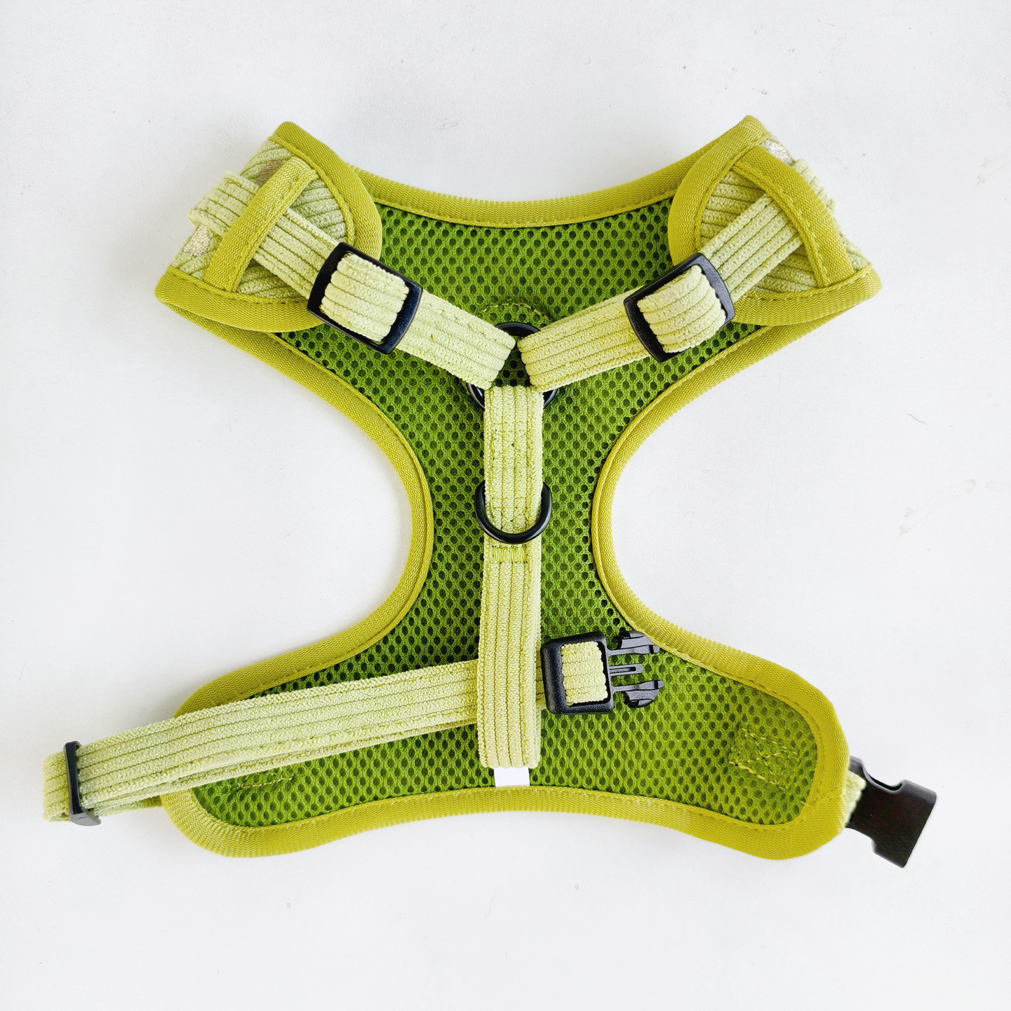 Corduroy Heart Harnas Groen – Harnas van MIEL | Hondenboetiek (afbeelding 2)